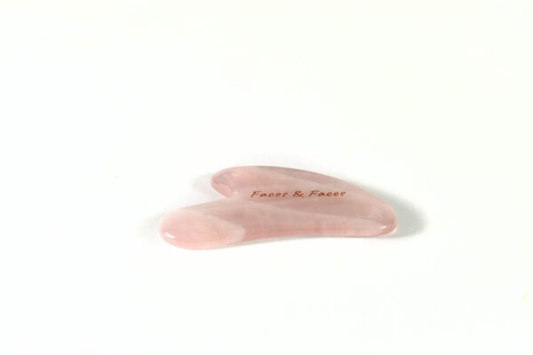 Faces & Faces rose quartz gua sha