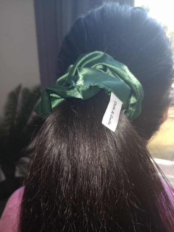 Green scrunchie